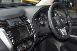 2024 Nissan
                Navara SL Warrior