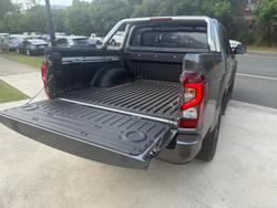 2025 Nissan Navara ST-X