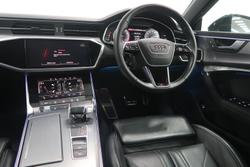 2022 Audi
A7 55 TFSI