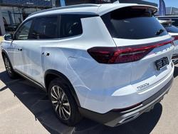 2025 Chery Tiggo 8 Super Hybrid Ultimate