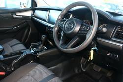 2024 Mazda
BT-50 XT