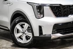 2024 Kia
Sorento S
