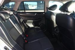 2020 Subaru
Outback 2.5i Premium