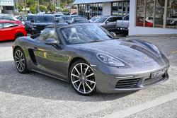 2016 Porsche
718 Boxster