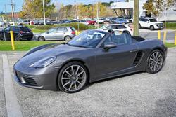 2016 Porsche
718 Boxster