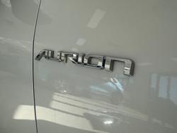 2012 Toyota
Aurion Prodigy