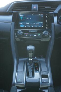 2017 Honda
Civic VTi-S
