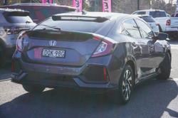 2017 Honda
Civic VTi-S