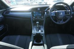 2017 Honda
Civic VTi-S
