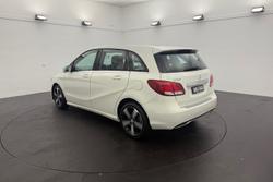 2017 Mercedes-Benz
B-Class B180