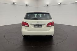 2017 Mercedes-Benz
B-Class B180