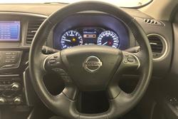 2015 Nissan
Pathfinder ST