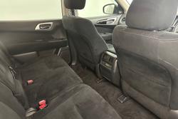 2015 Nissan
Pathfinder ST