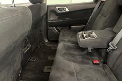 2015 Nissan
Pathfinder ST