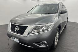 2015 Nissan
Pathfinder ST