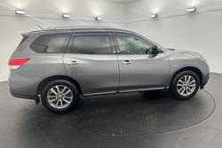 2015 Nissan
Pathfinder ST