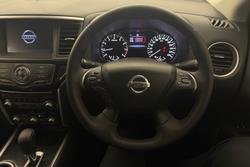 2017 Nissan
Pathfinder ST