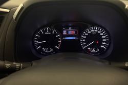 2017 Nissan
Pathfinder ST