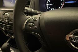 2017 Nissan
Pathfinder ST