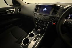 2017 Nissan
Pathfinder ST