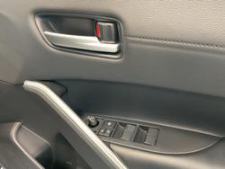 2023 Toyota
Corolla Cross Atmos