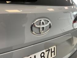 2023 Toyota
Corolla Cross Atmos