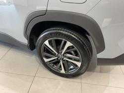 2023 Toyota
Corolla Cross Atmos