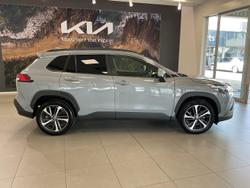 2023 Toyota
Corolla Cross Atmos