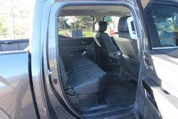 2023 Toyota
TUNDRA 3.5L Hyb Pick-up 10AT Limited