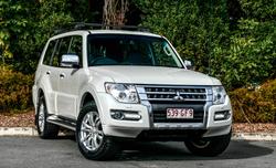 2020 Mitsubishi
Pajero GLS