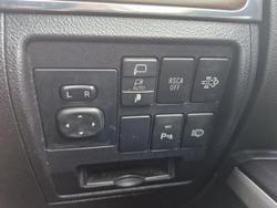 2020 Toyota
Landcruiser VX