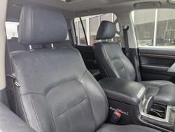 2020 Toyota
                Landcruiser VX