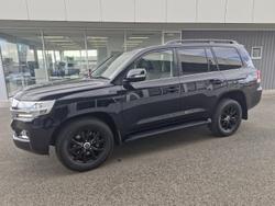 2020 Toyota
                Landcruiser VX
