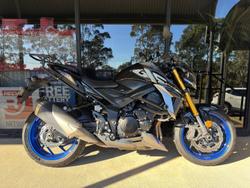 Suzuki GSX-S750