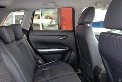 2024 Suzuki Vitara Turbo LY Series II Silky Silver