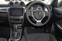 2024 Suzuki Vitara Turbo LY Series II Silky Silver