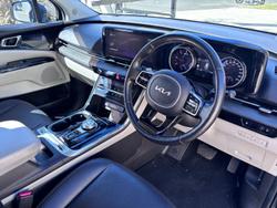 2022 Kia
                Carnival Platinum