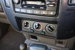 2000 Nissan
Patrol ST