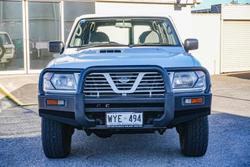 2000 Nissan
Patrol ST