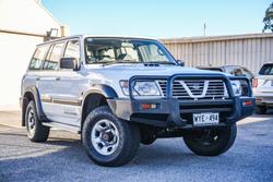 2000 Nissan
Patrol ST