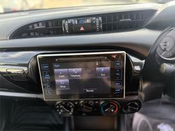 2019 Toyota
Hilux SR