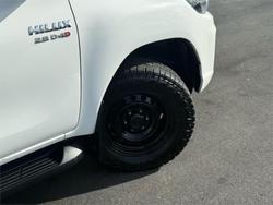 2019 Toyota
Hilux SR