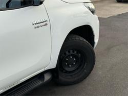 2019 Toyota
Hilux SR