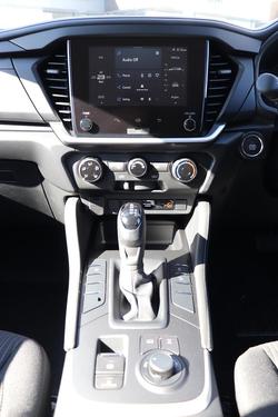 2025 Isuzu MU-X LS-M