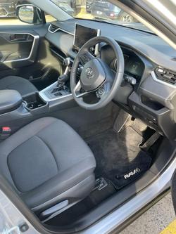 2024 Toyota
RAV4 GX