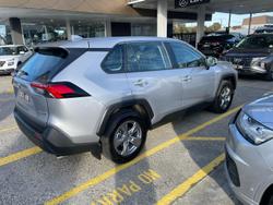 2024 Toyota
RAV4 GX