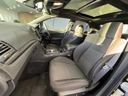 2018 Chrysler
                300 SRT Core