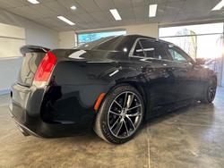 2018 Chrysler
                300 SRT Core
