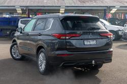2024 Mitsubishi
Outlander LS