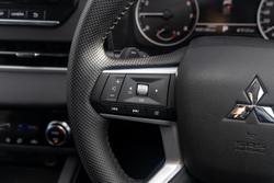 2024 Mitsubishi
Outlander LS